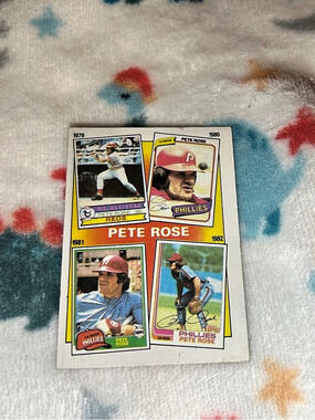 Topps Pete Rose Years Baseball Card White & Red